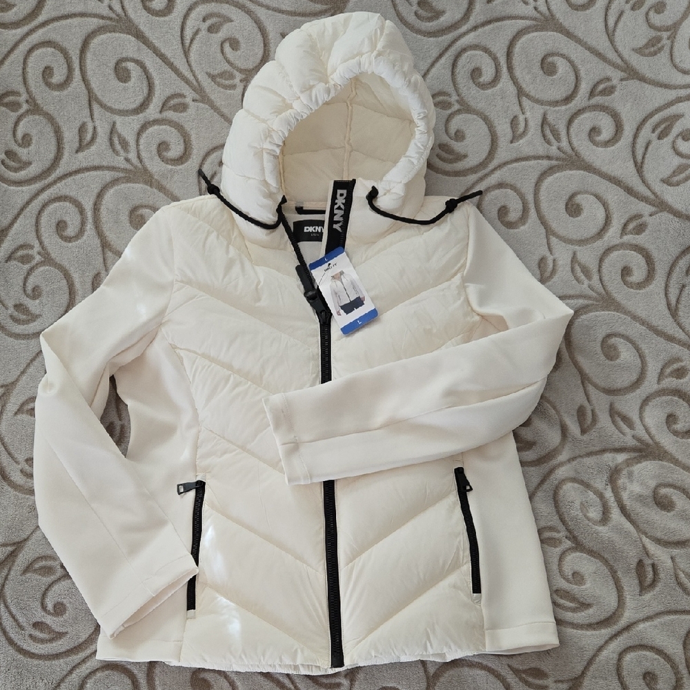 DKNY Off-White Hooded Puffer Jacket (Size L)